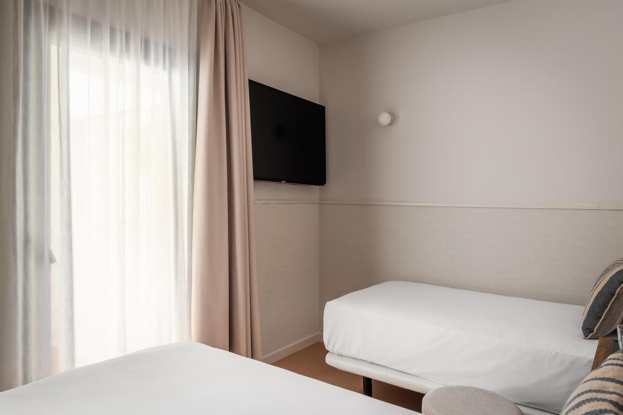 Bypillow Paseo Alicante Phòng bức ảnh